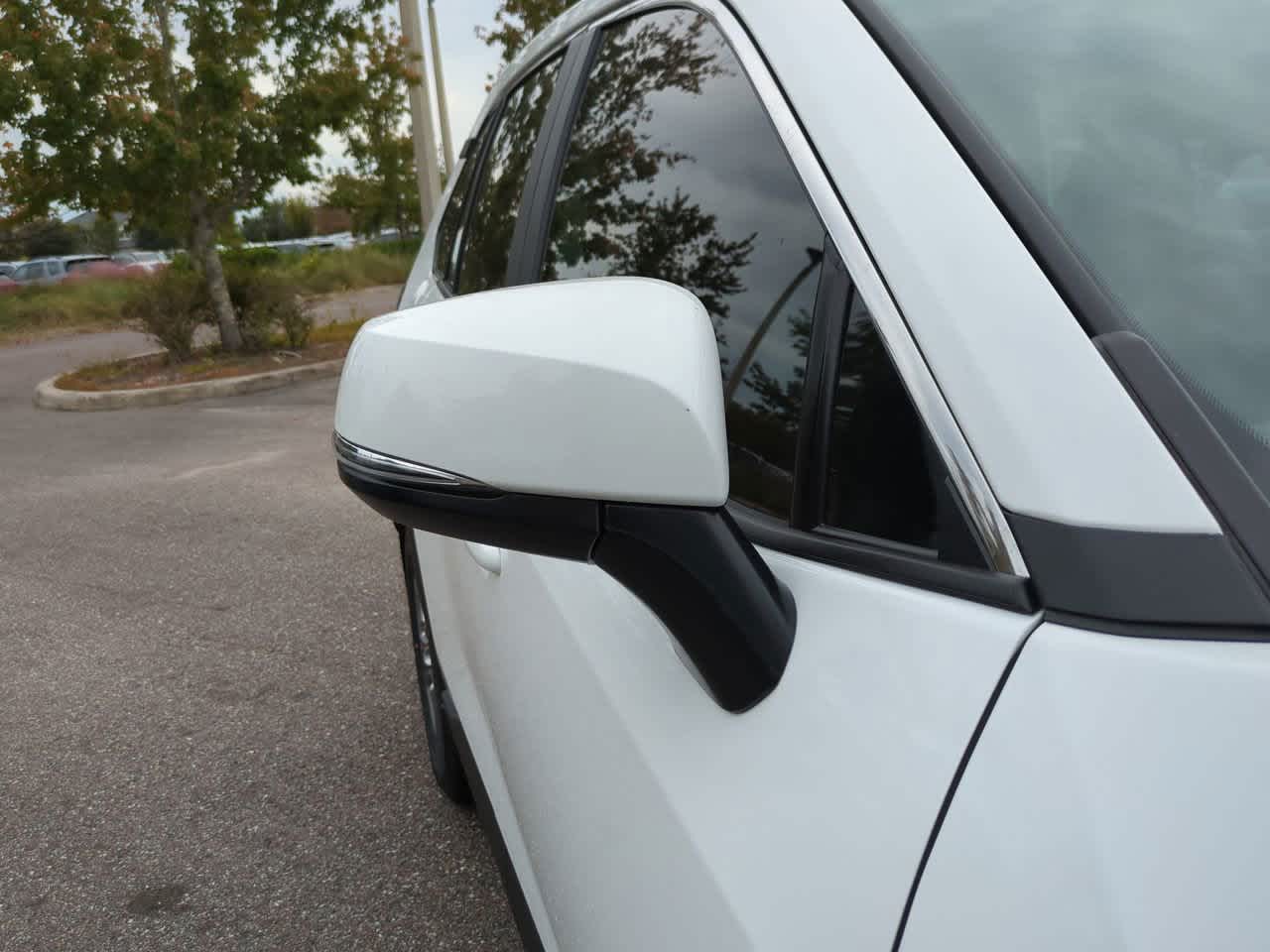 Thumbnail: 2025 Toyota RAV4 - 12