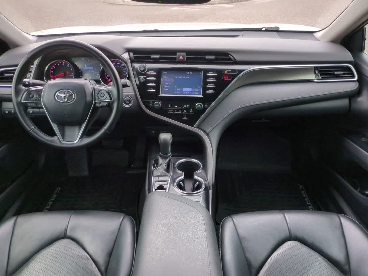 Thumbnail: 2018 Toyota Camry - 14