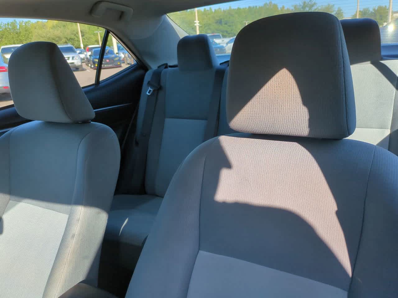 Thumbnail: 2016 Toyota Corolla - 8