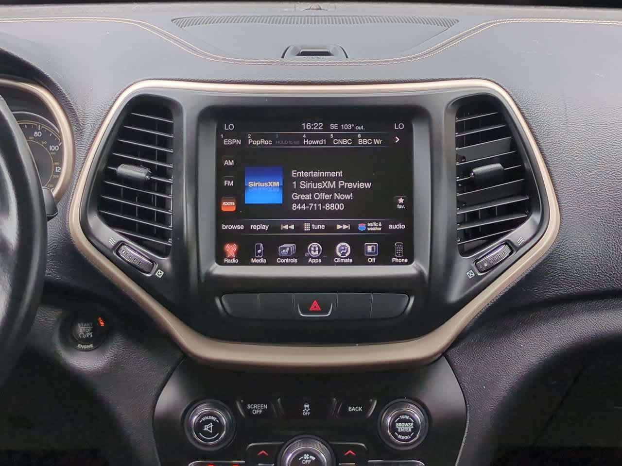 Thumbnail: 2015 Jeep Cherokee - 17