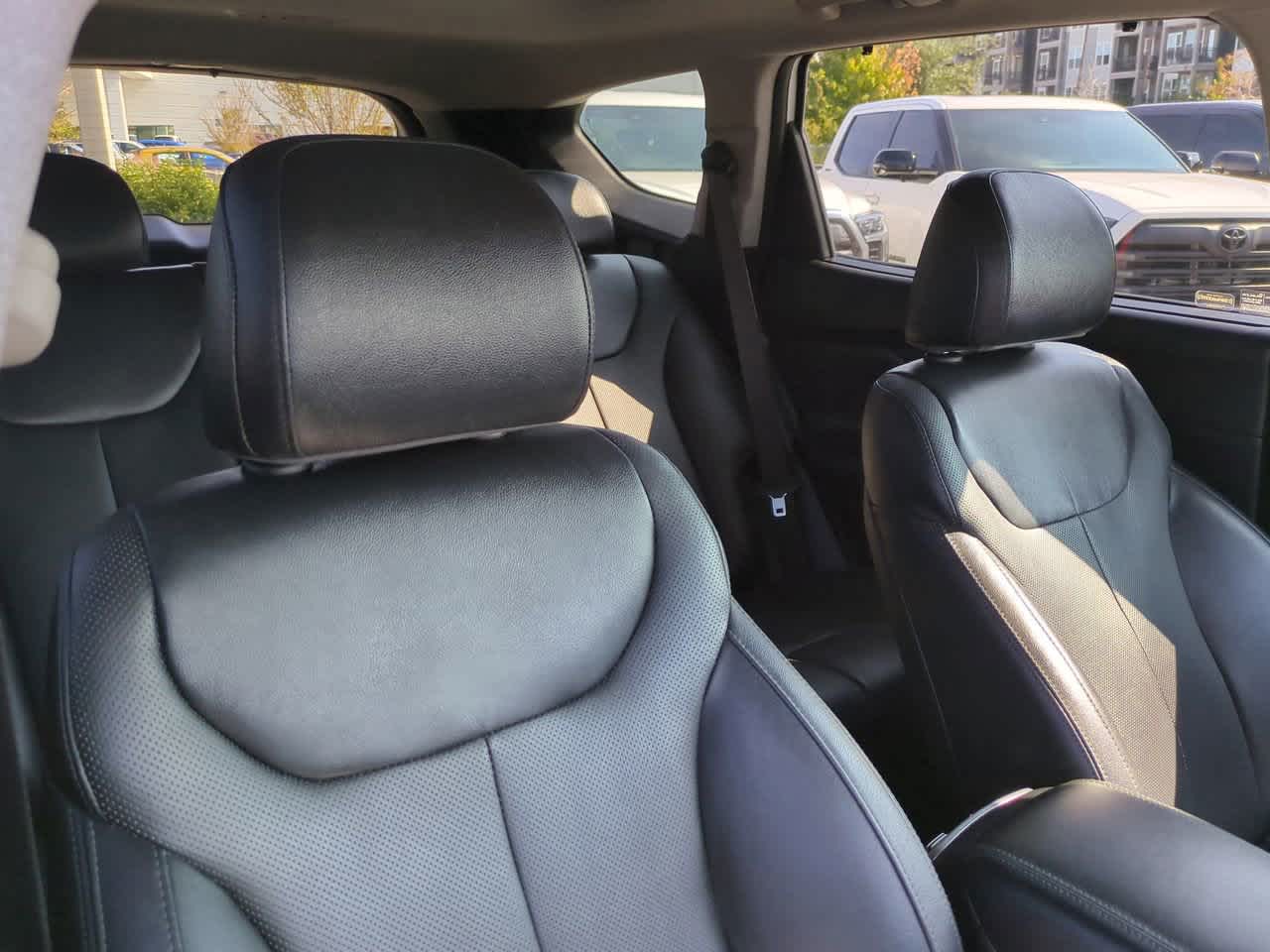 Thumbnail: 2020 Hyundai Santa Fe - 7