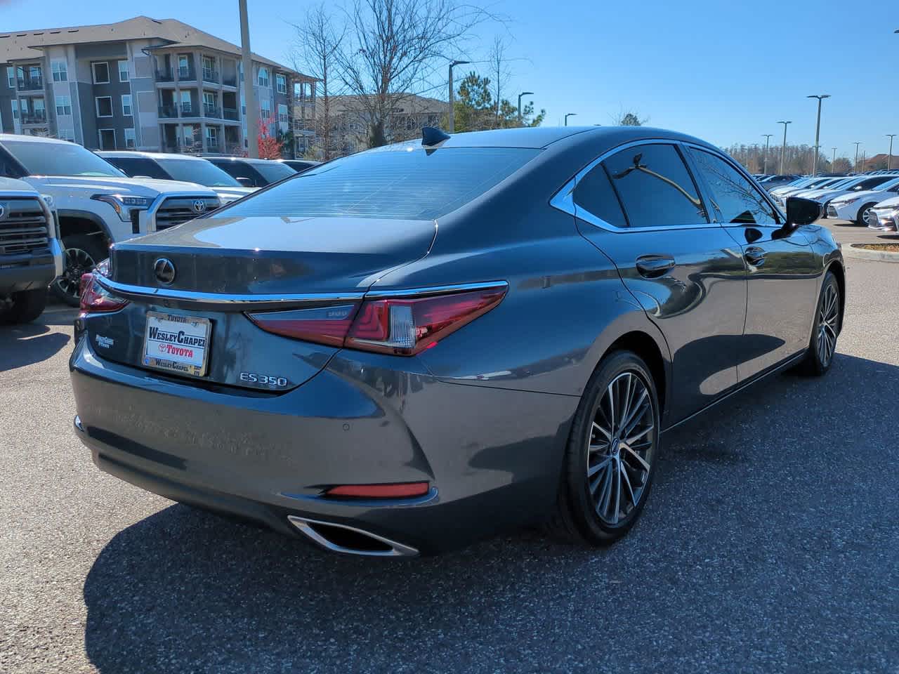 Thumbnail: 2024 Lexus ES - 6