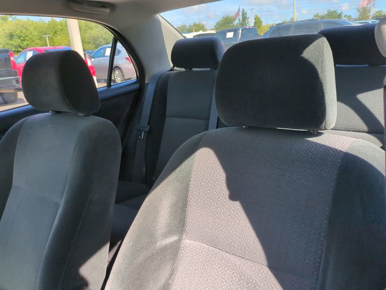 Thumbnail: 2004 Toyota Corolla - 8