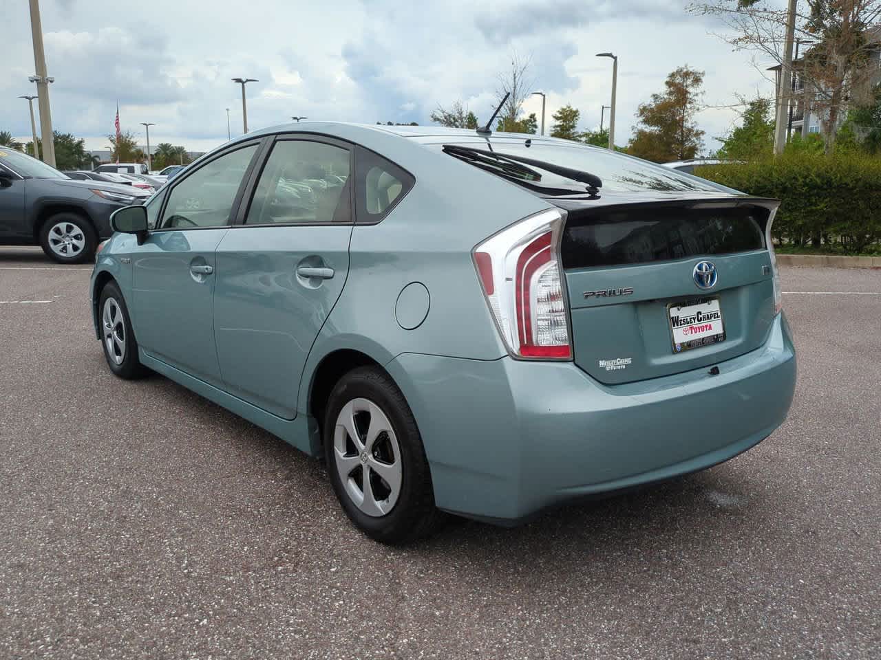 Thumbnail: 2015 Toyota Prius - 4