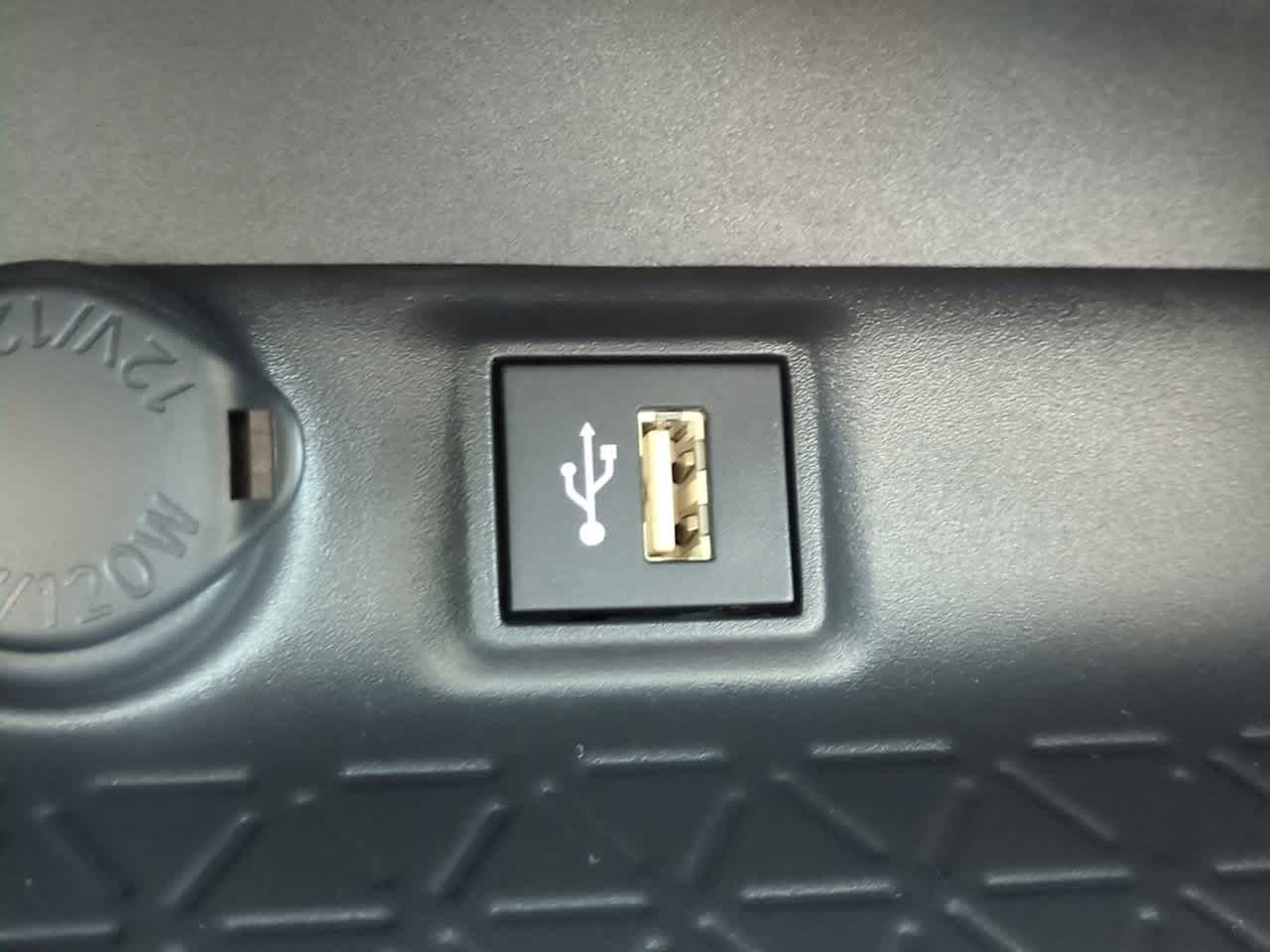 Thumbnail: 2025 Toyota RAV4 - 19