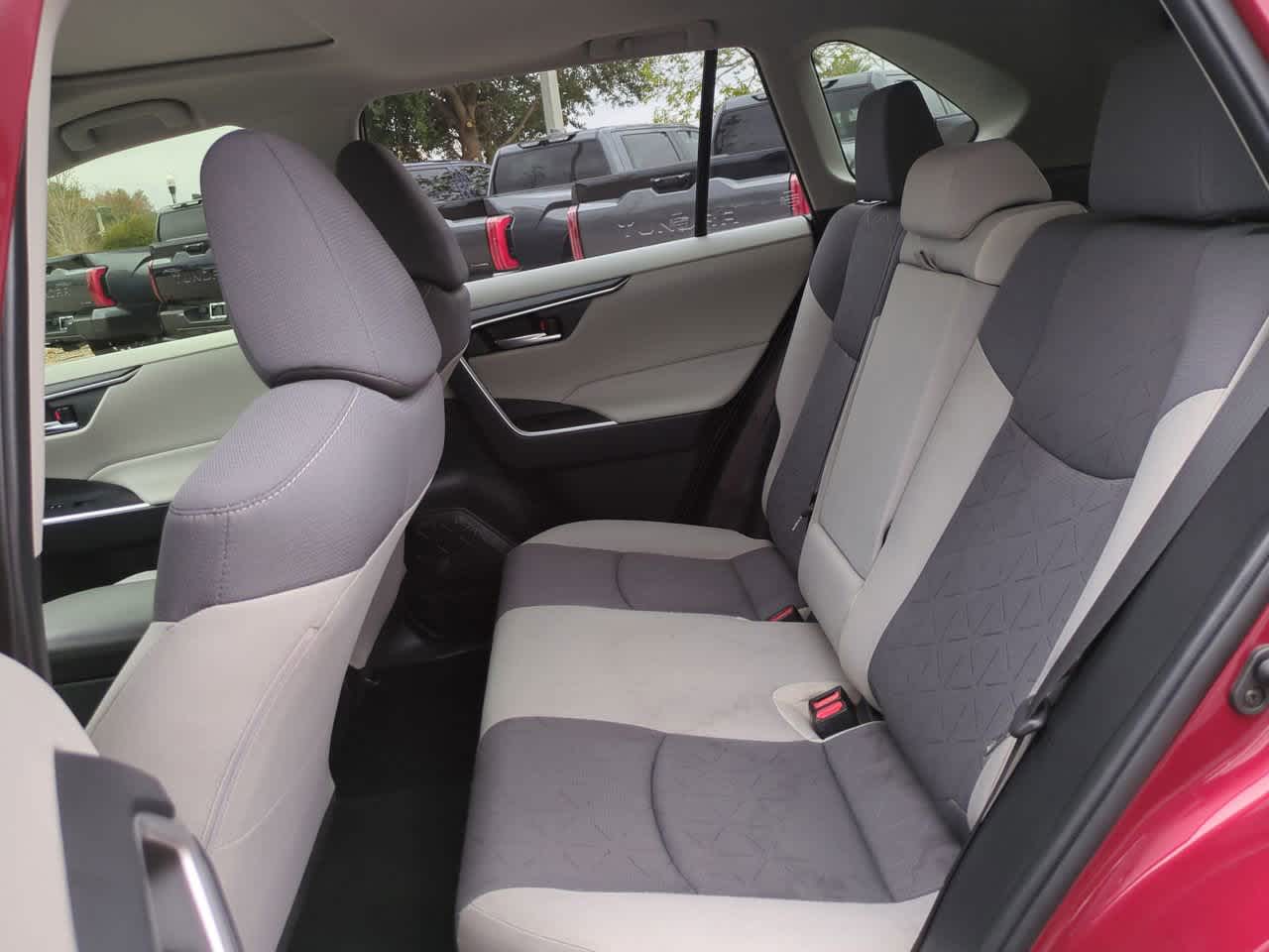 Thumbnail: 2019 Toyota RAV4 - 13