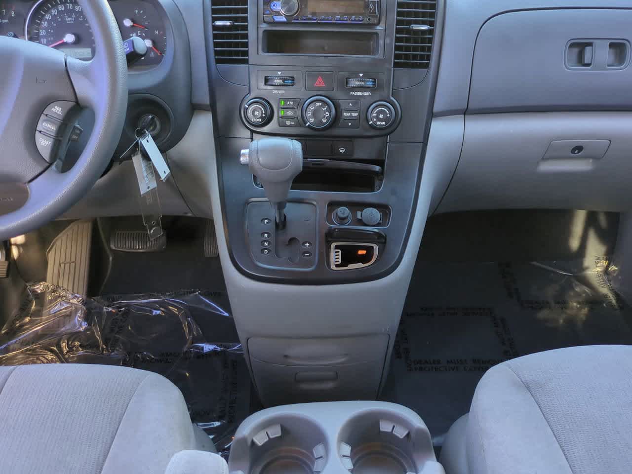 Thumbnail: 2008 Kia Sedona - 19