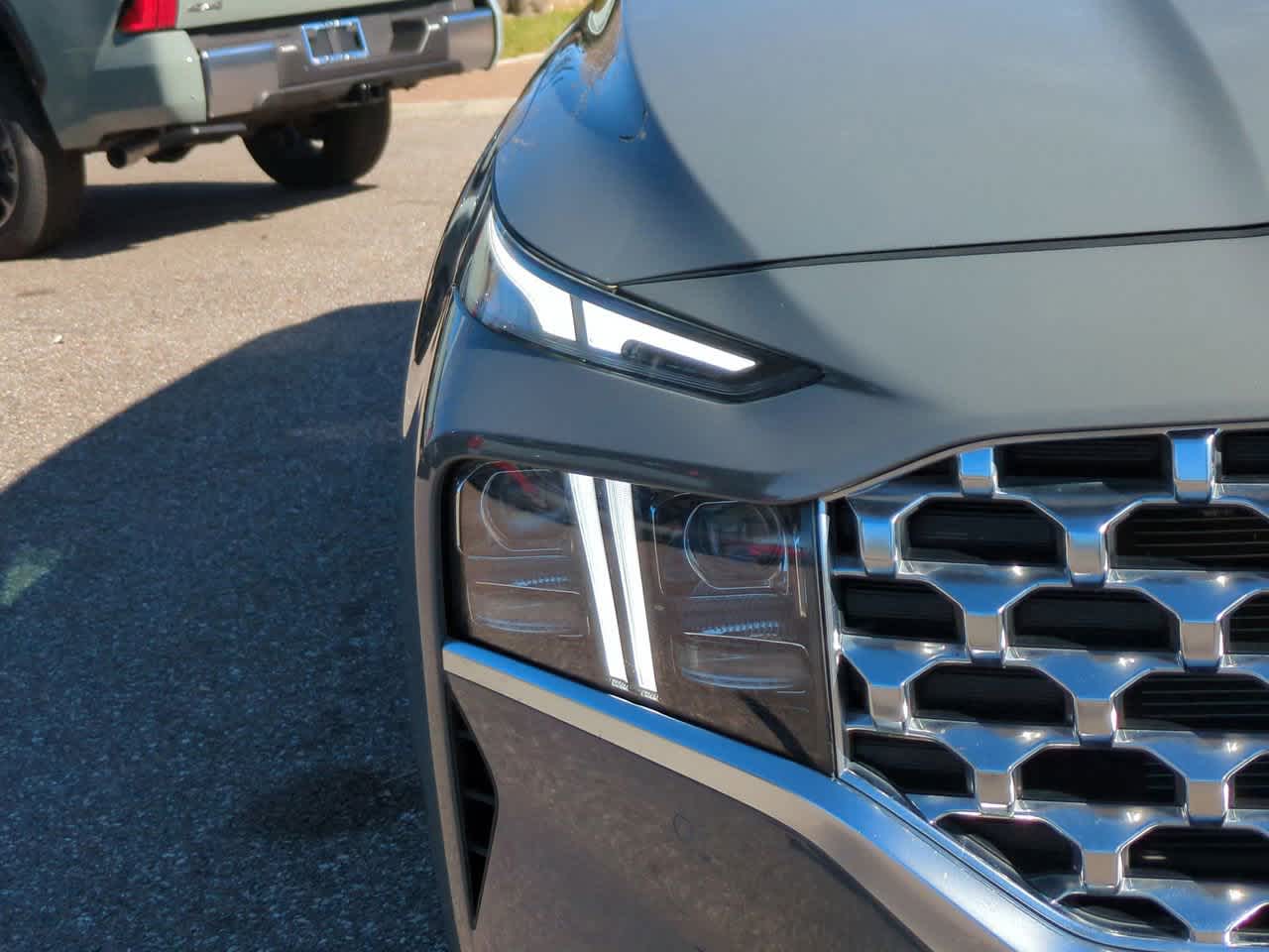 Thumbnail: 2023 Hyundai Santa Fe - 10