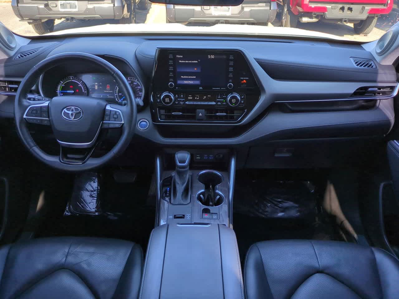 Thumbnail: 2022 Toyota Highlander - 15