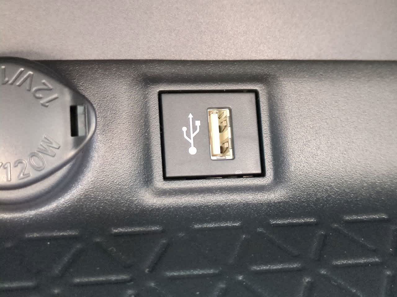 Thumbnail: 2025 Toyota RAV4 - 20