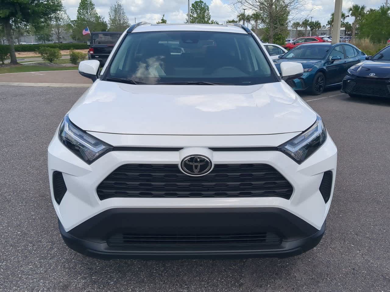 Thumbnail: 2025 Toyota RAV4 - 9