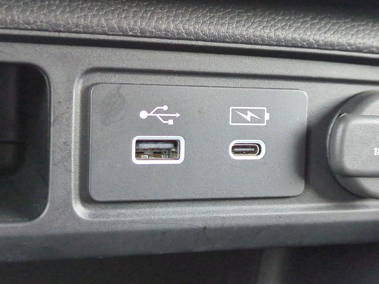 Thumbnail: 2025 Honda Pilot - 21