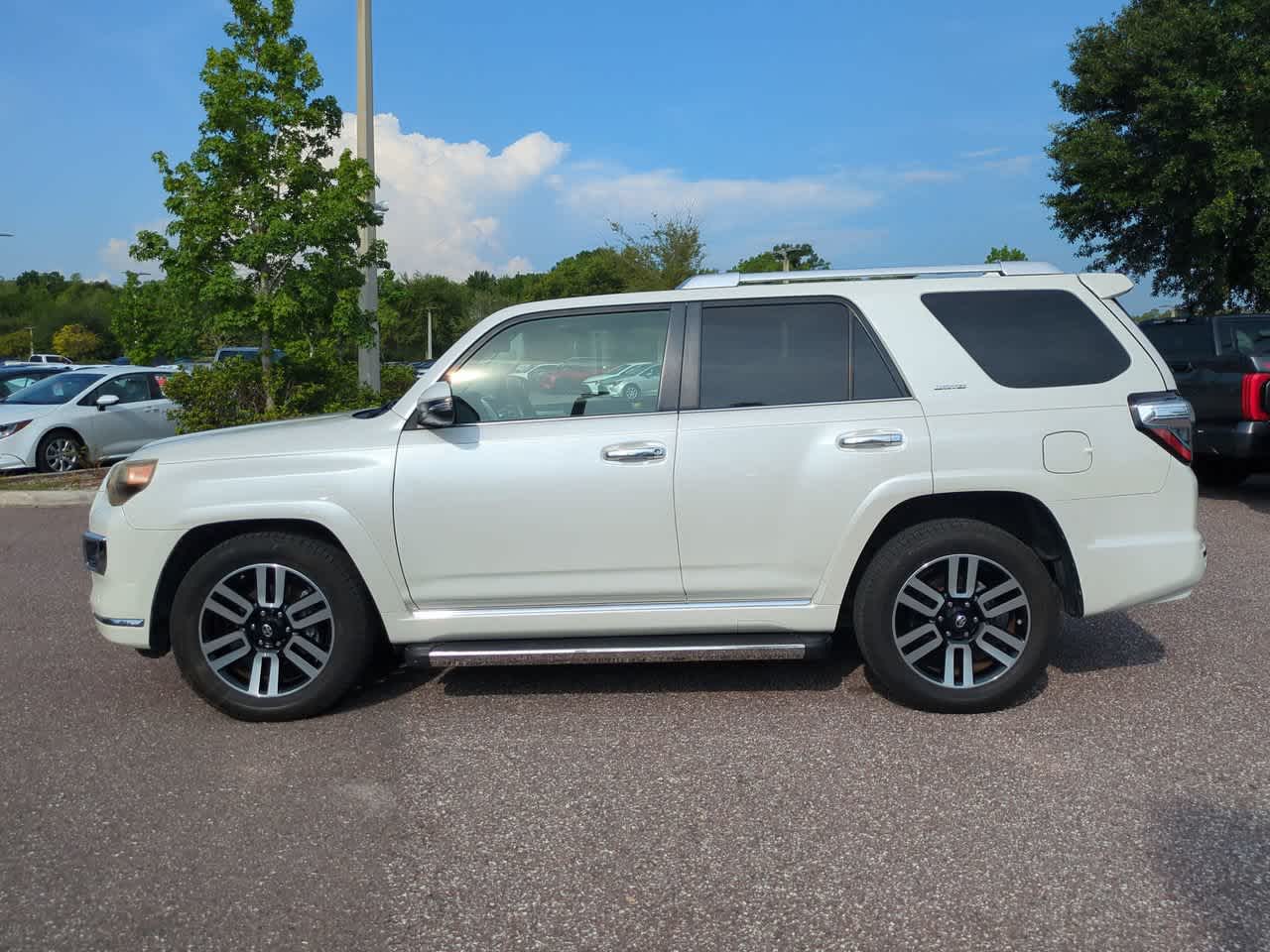 Thumbnail: 2018 Toyota 4Runner - 3