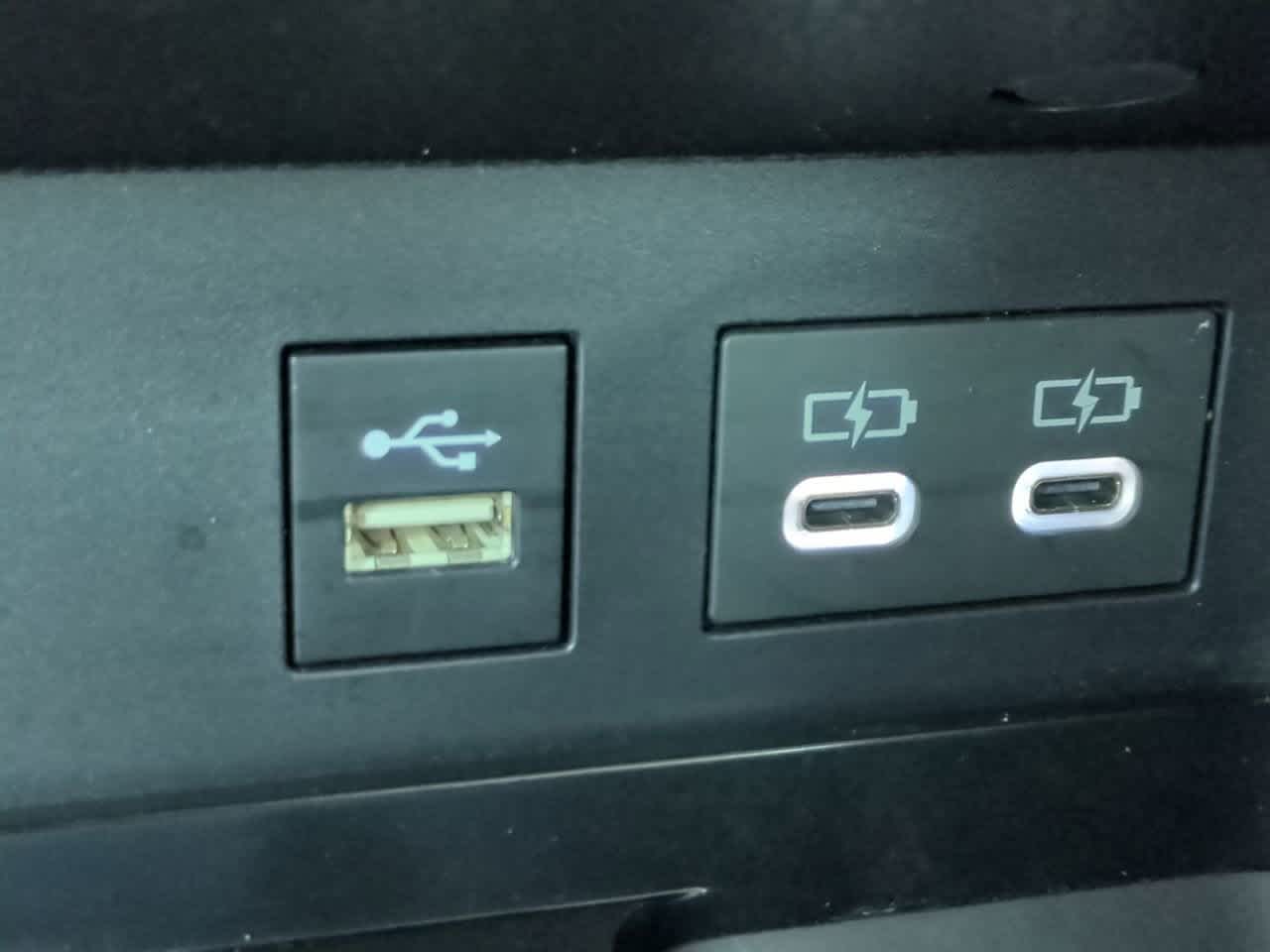 Thumbnail: 2025 Toyota Camry - 20