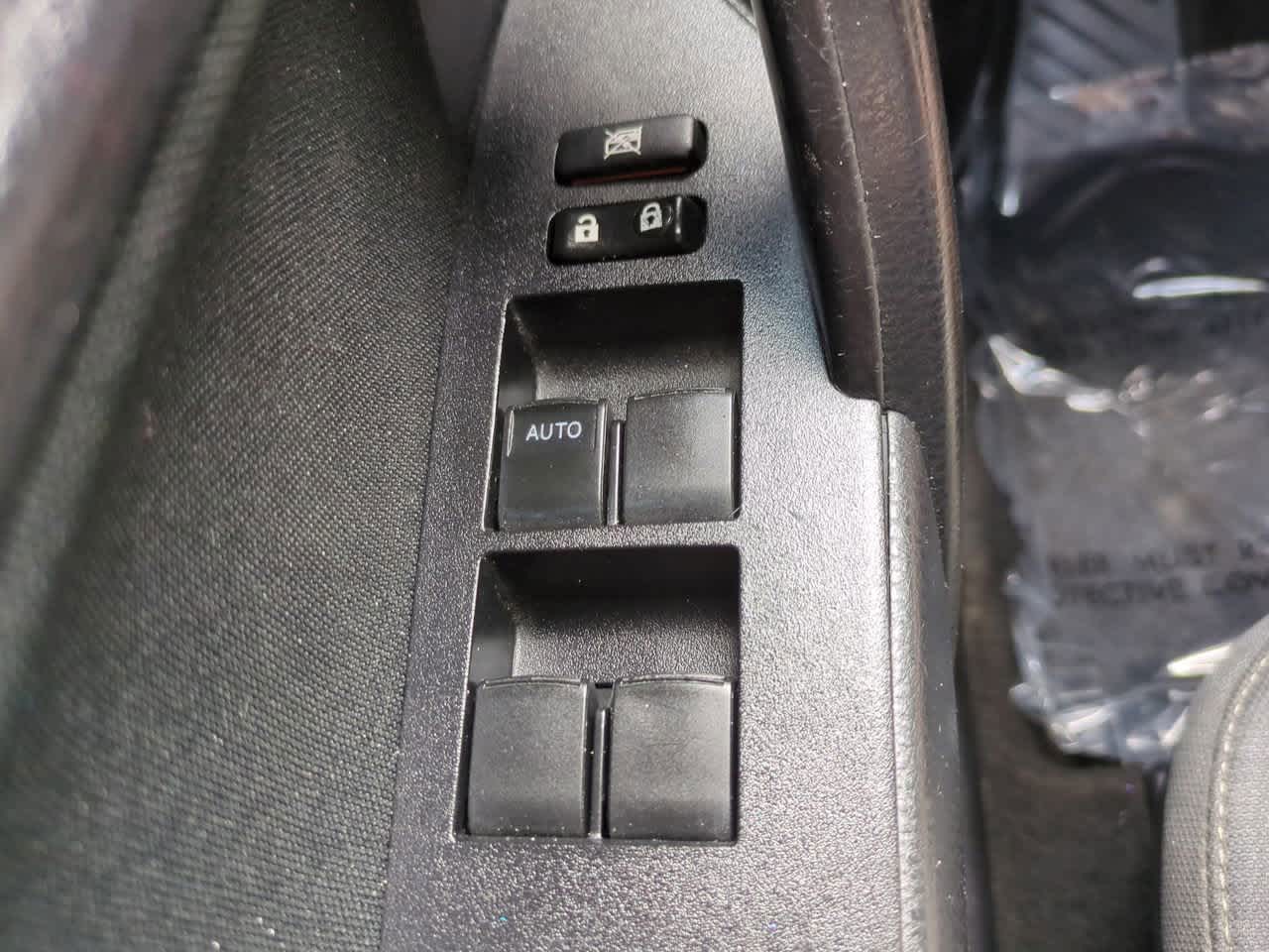 Thumbnail: 2018 Toyota Corolla - 20