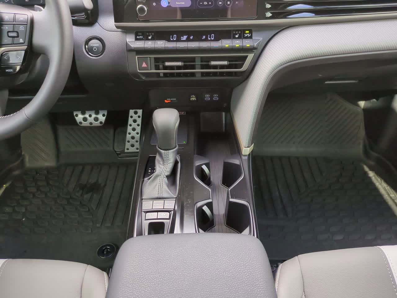 Thumbnail: 2026 Toyota Camry - 18