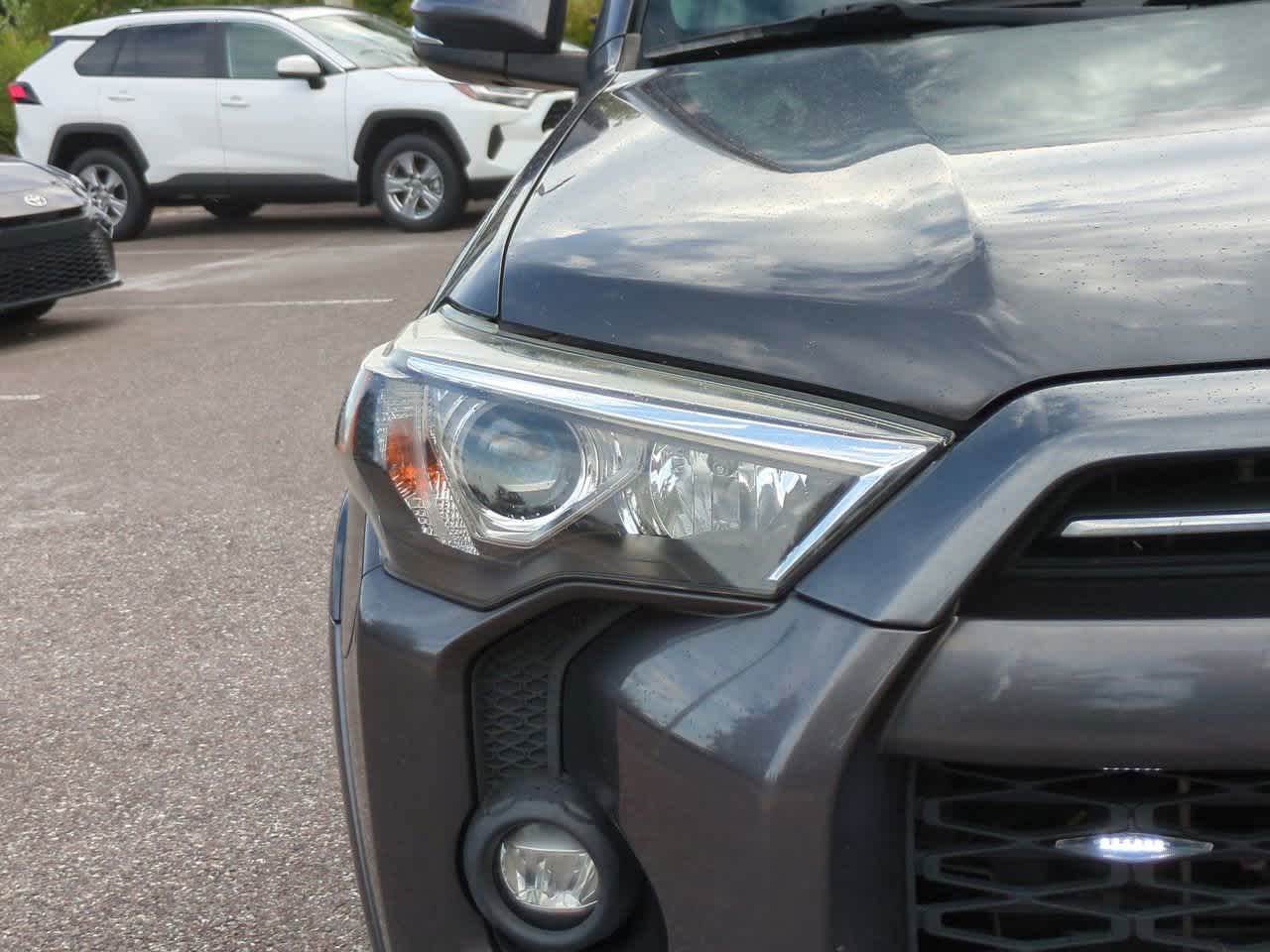 Thumbnail: 2021 Toyota 4Runner - 10