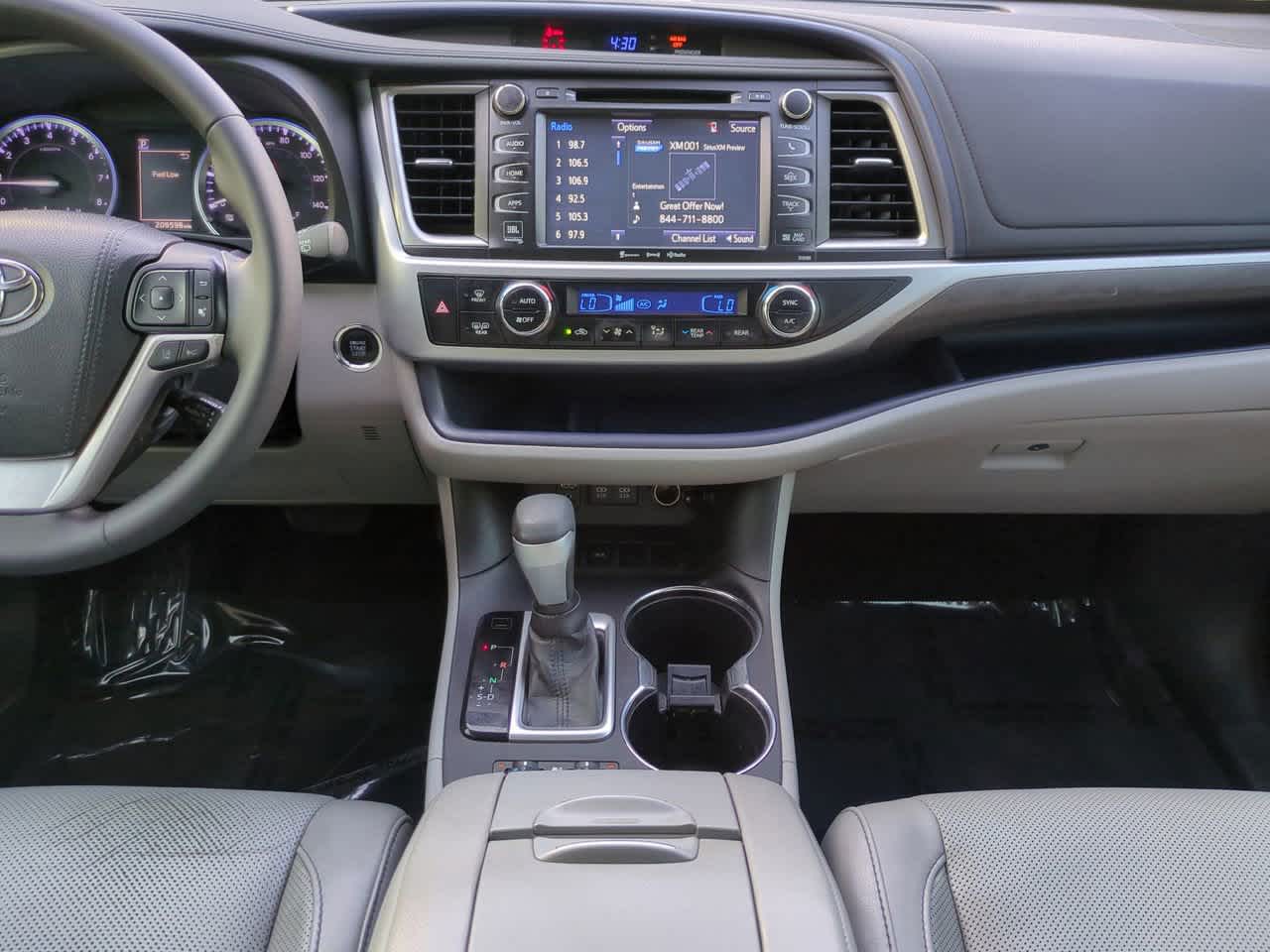 Thumbnail: 2017 Toyota Highlander - 19