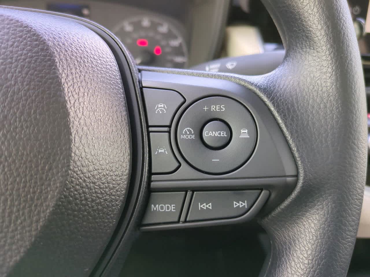 2025 Toyota Corolla LE 23