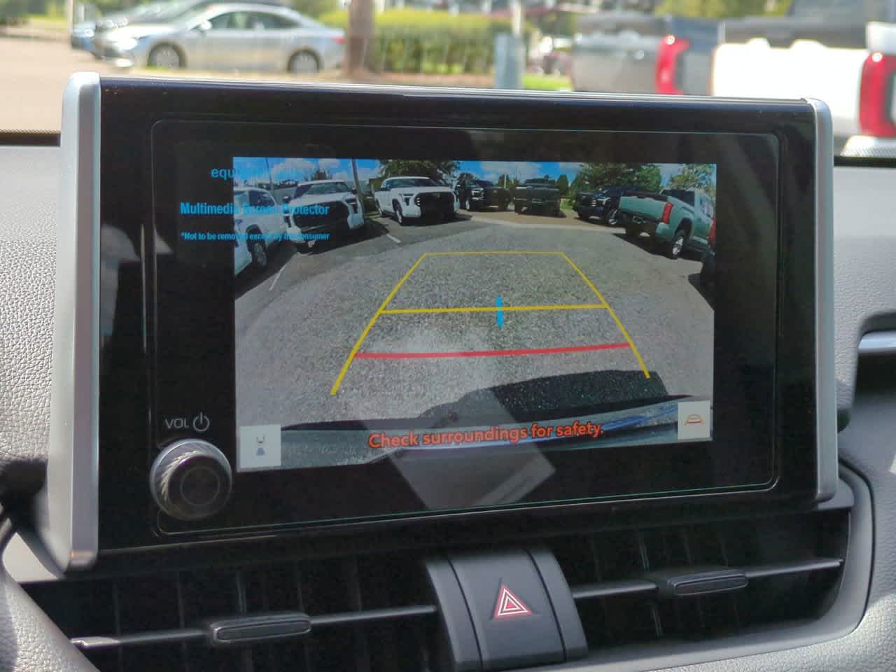 Thumbnail: 2025 Toyota RAV4 - 20