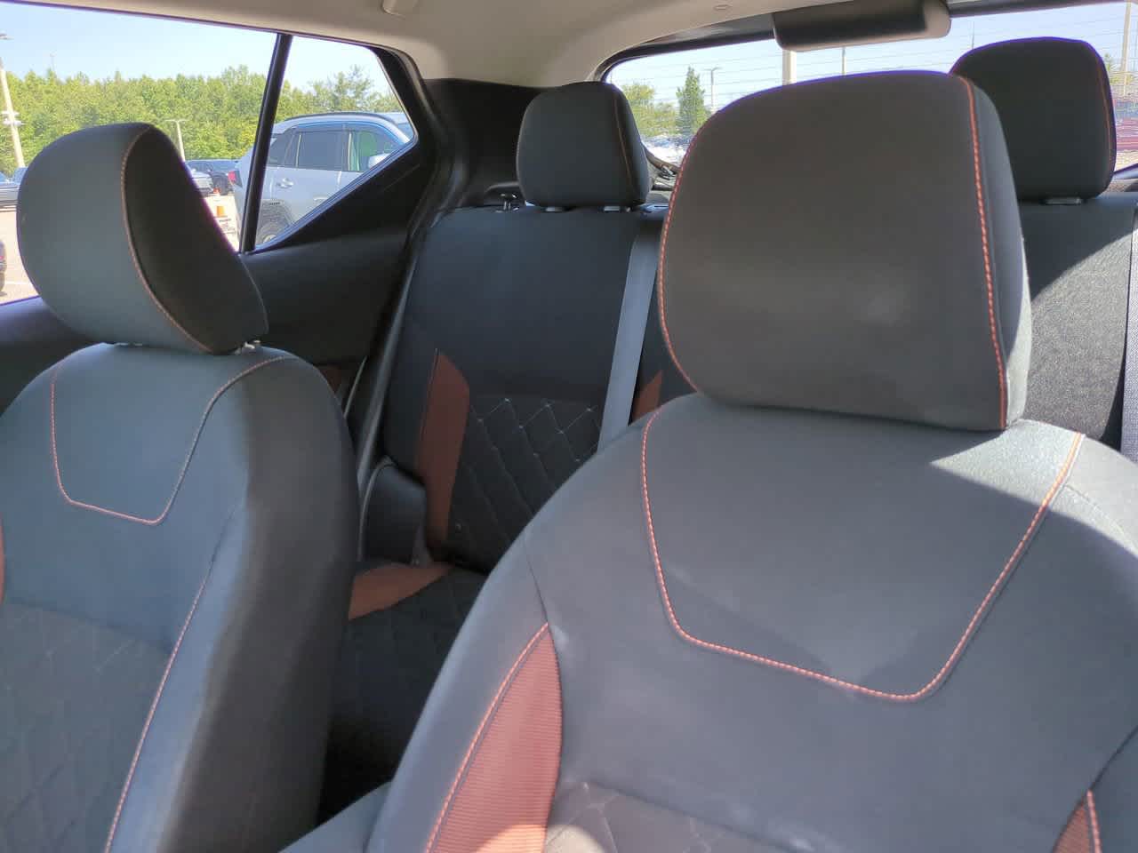 Thumbnail: 2018 Nissan Kicks - 8