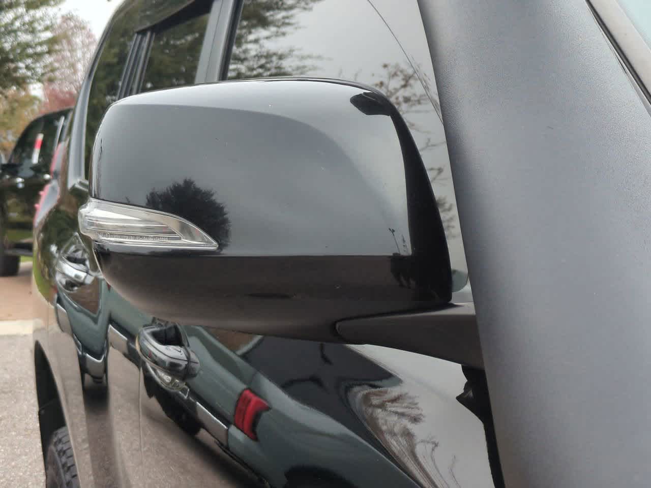 Thumbnail: 2014 Lexus GX - 12