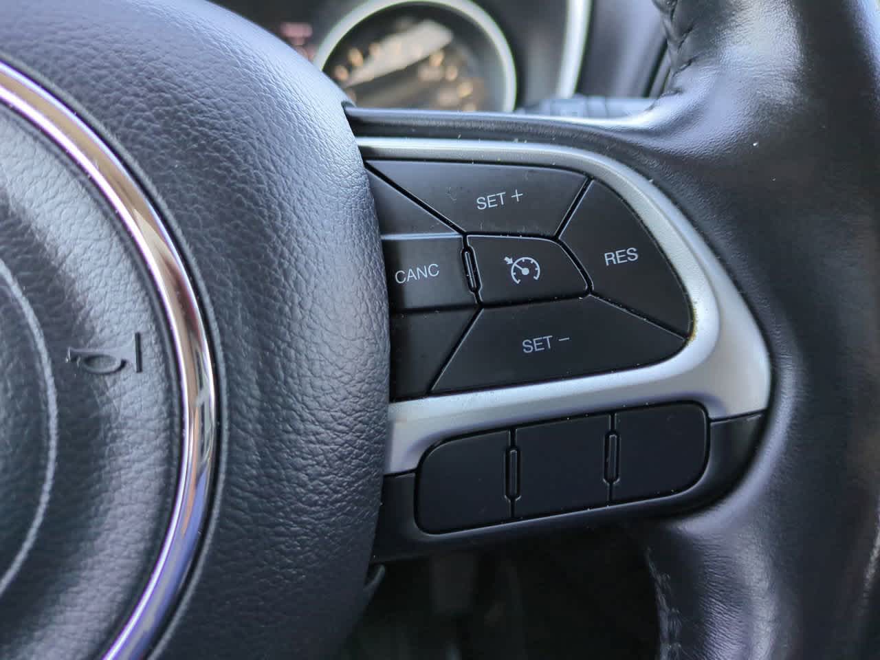 Thumbnail: 2018 Jeep Compass - 25