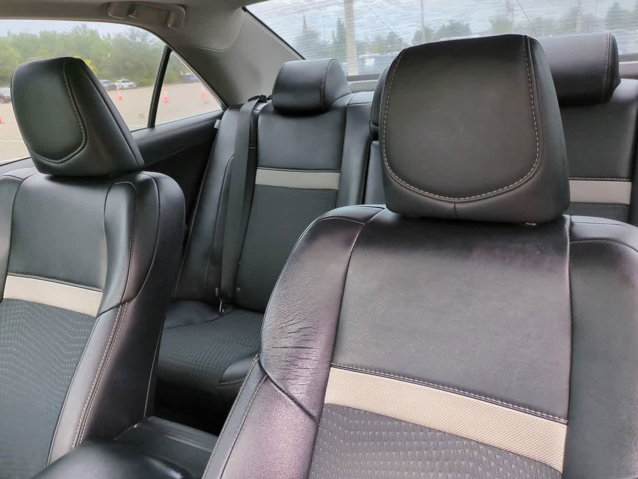 Thumbnail: 2013 Toyota Camry - 8