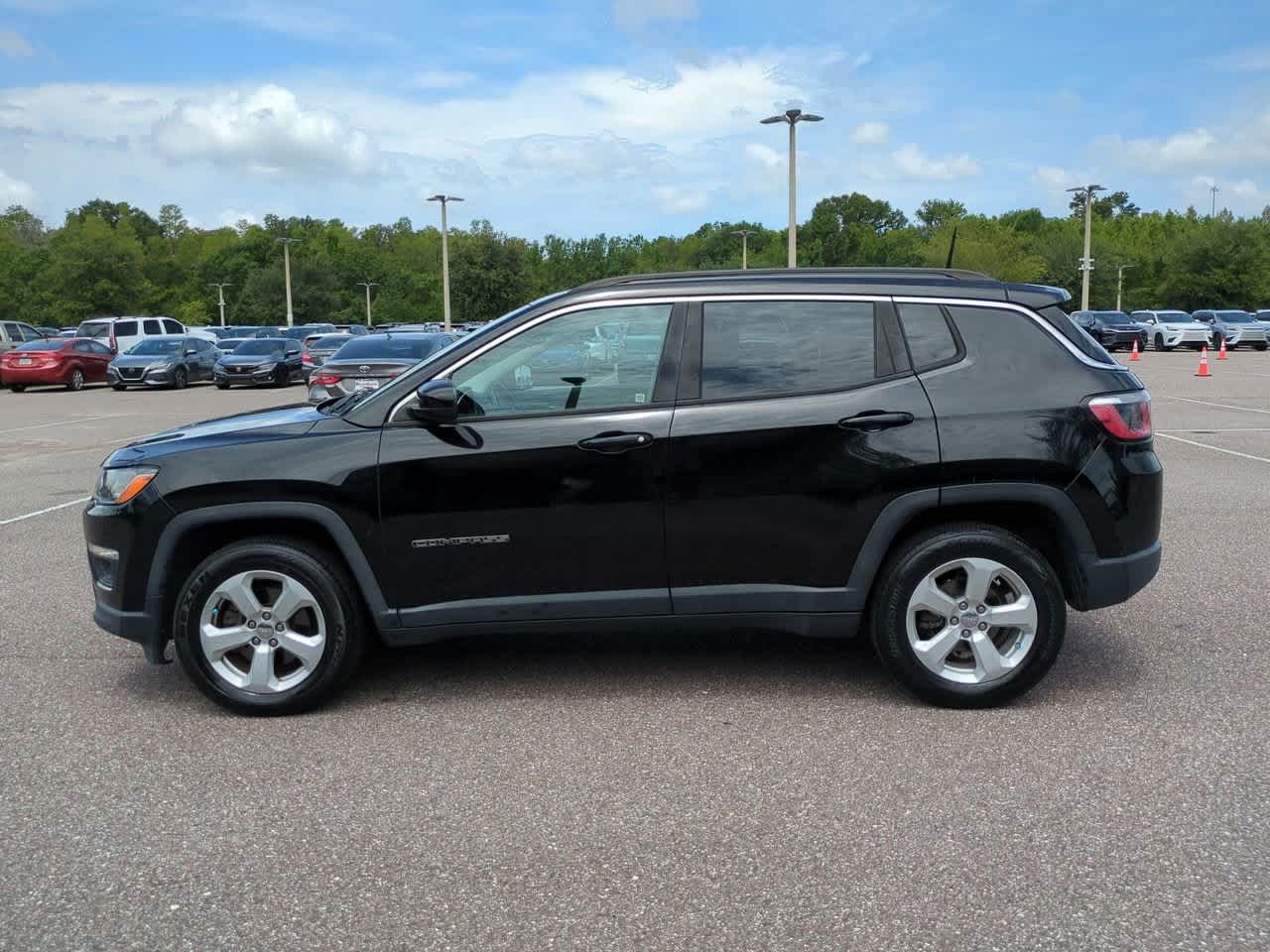 Thumbnail: 2017 Jeep Compass - 3