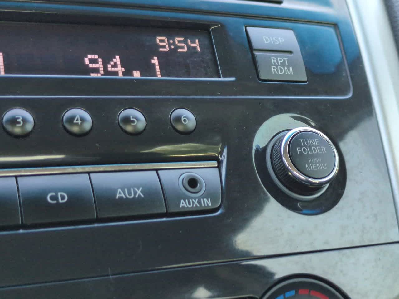 Thumbnail: 2013 Nissan Altima - 18
