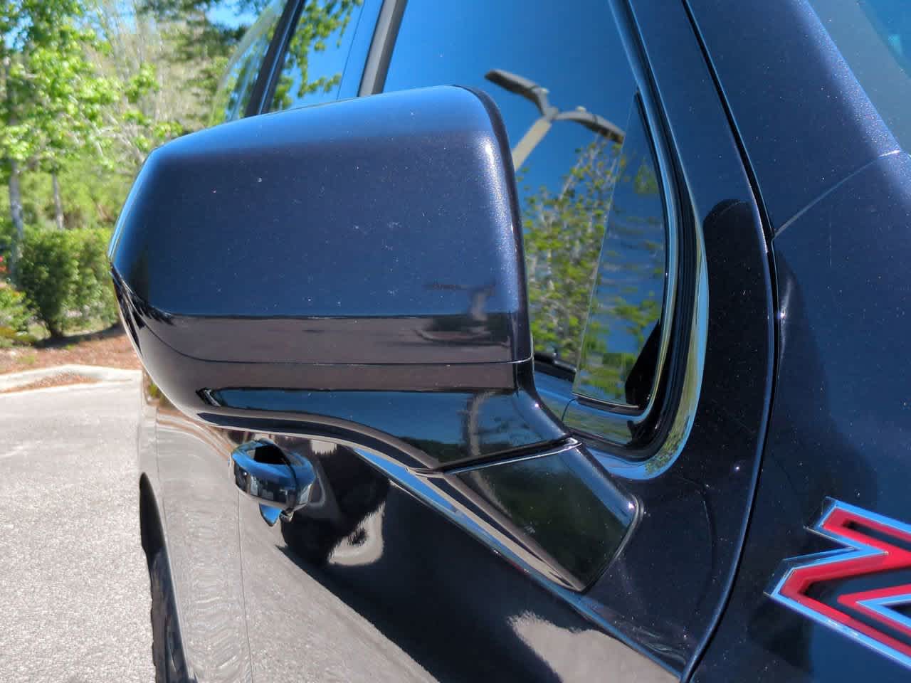 Thumbnail: 2022 Chevrolet Tahoe - 12