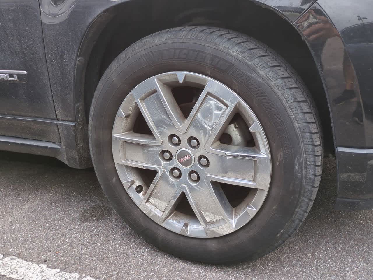 Thumbnail: 2015 GMC Acadia - 8