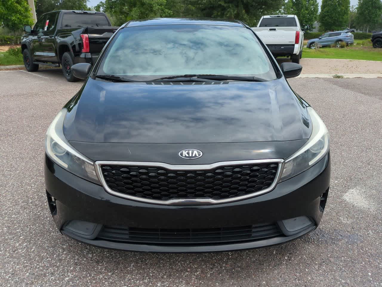 Thumbnail: 2017 Kia Forte - 9
