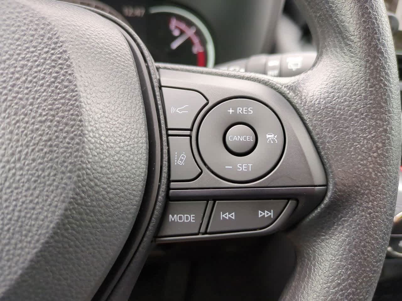 Thumbnail: 2025 Toyota RAV4 - 23