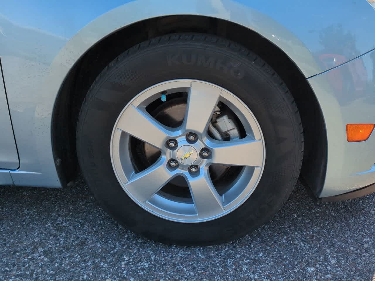 Thumbnail: 2012 Chevrolet Cruze - 11