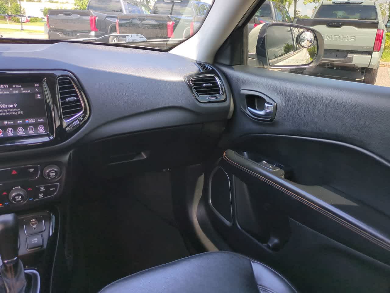 Thumbnail: 2020 Jeep Compass - 16