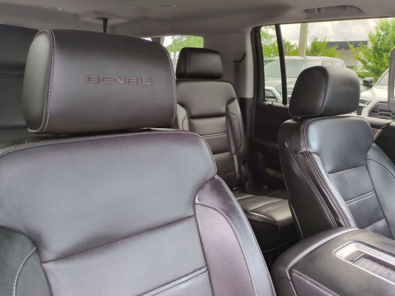 Thumbnail: 2016 GMC Yukon XL - 7