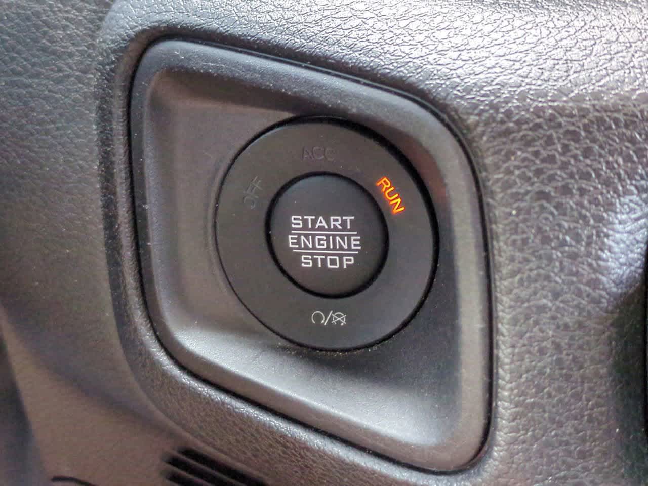 Thumbnail: 2024 Jeep Wrangler - 25