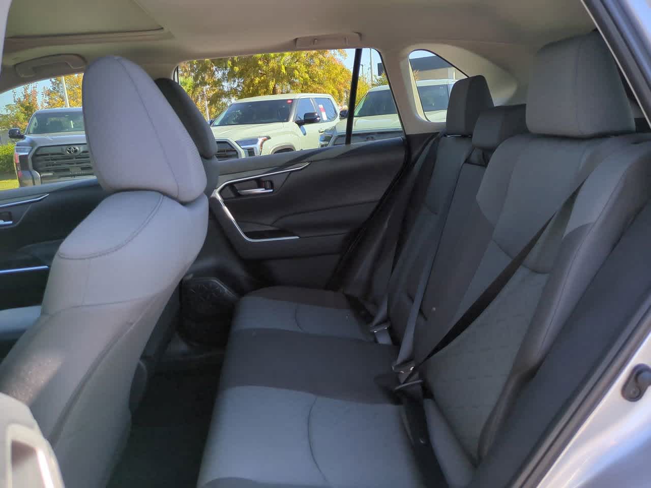 Thumbnail: 2025 Toyota RAV4 - 13