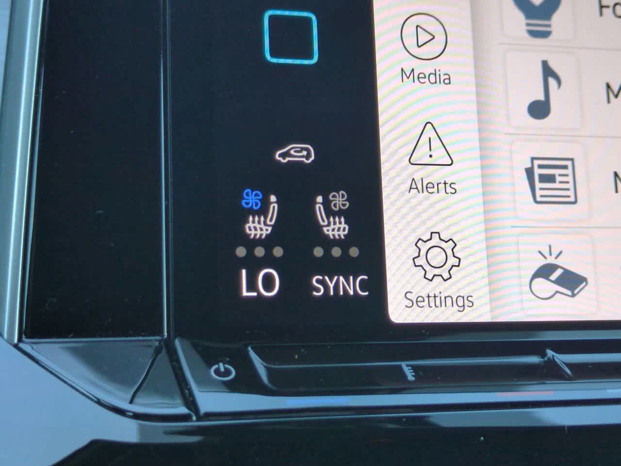 Thumbnail: 2025 Volkswagen Atlas - 21