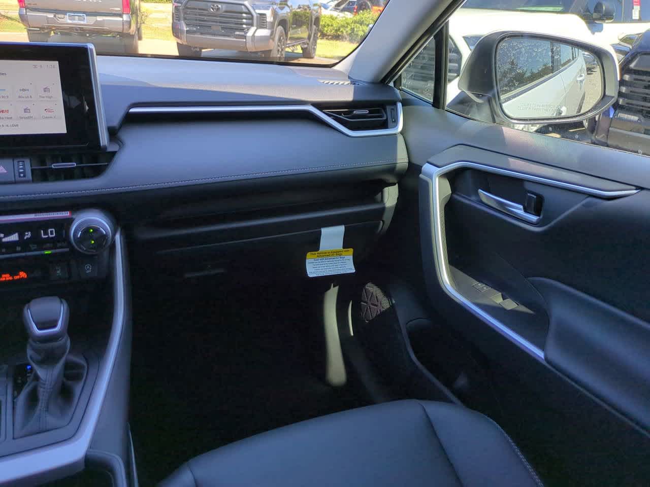 Thumbnail: 2025 Toyota RAV4 - 16