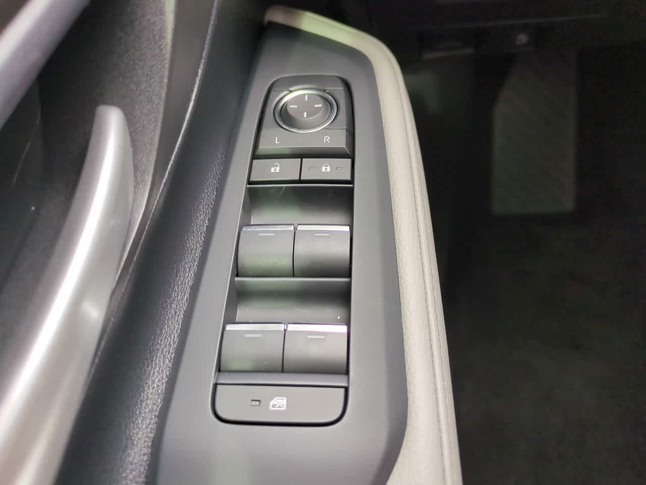 Thumbnail: 2026 Toyota Grand Highlander - 23