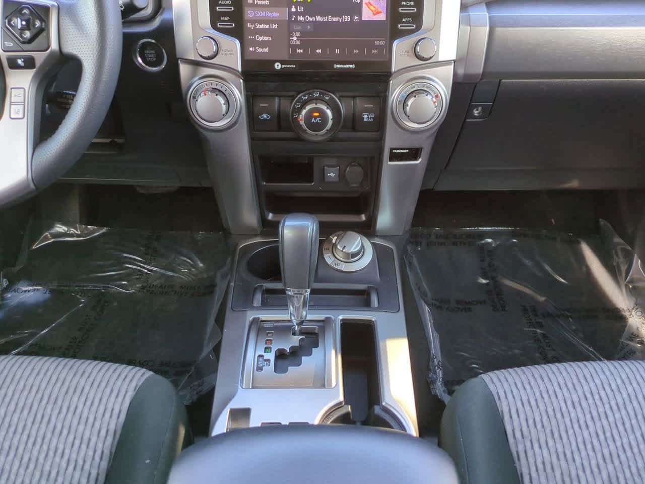 Thumbnail: 2024 Toyota 4Runner - 18