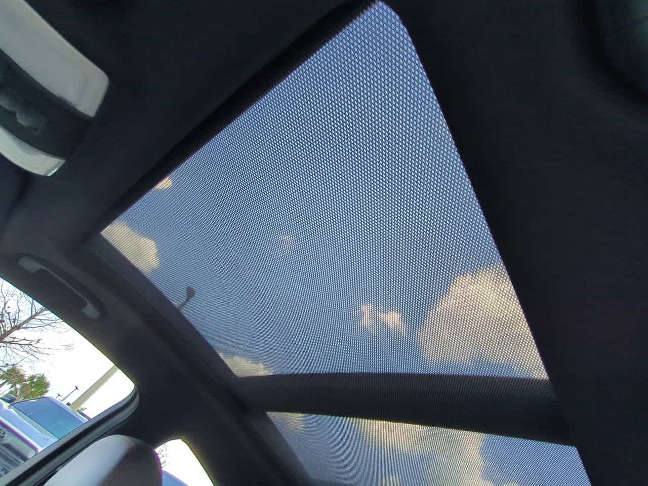 Thumbnail: 2013 Mercedes-Benz C-Class - 18