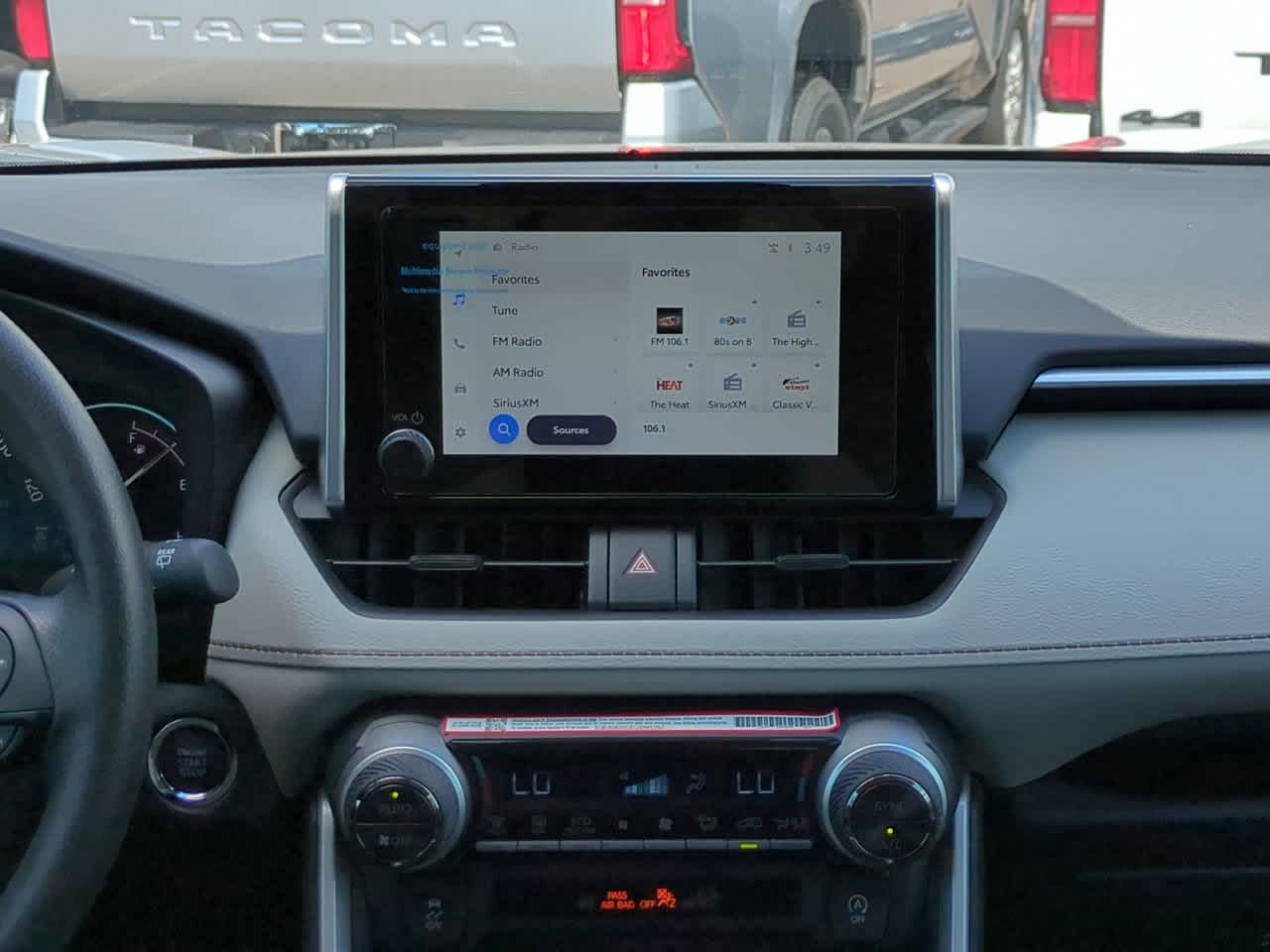 Thumbnail: 2025 Toyota RAV4 - 17