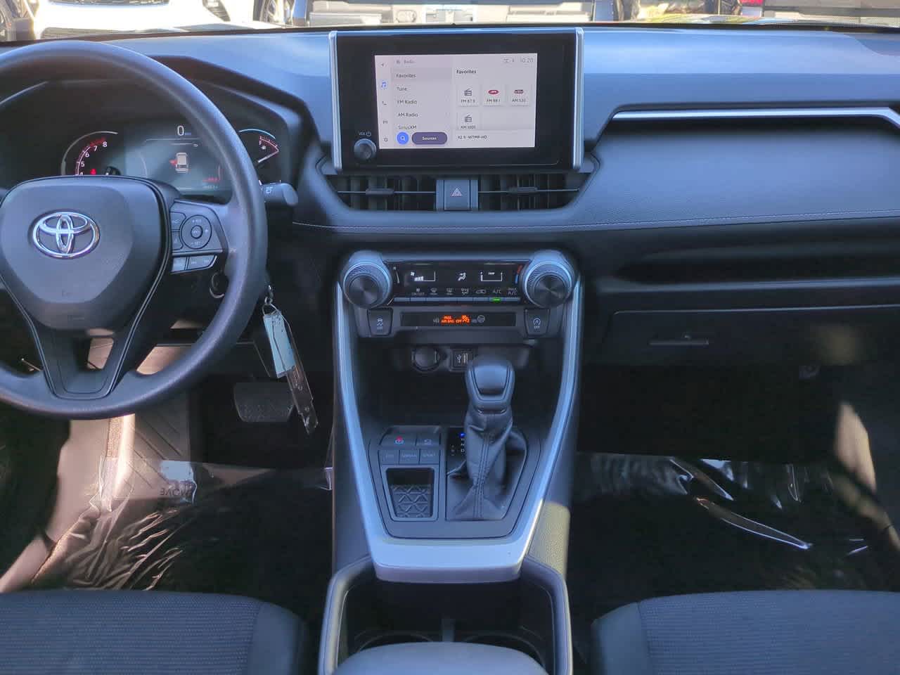 Thumbnail: 2024 Toyota RAV4 - 18