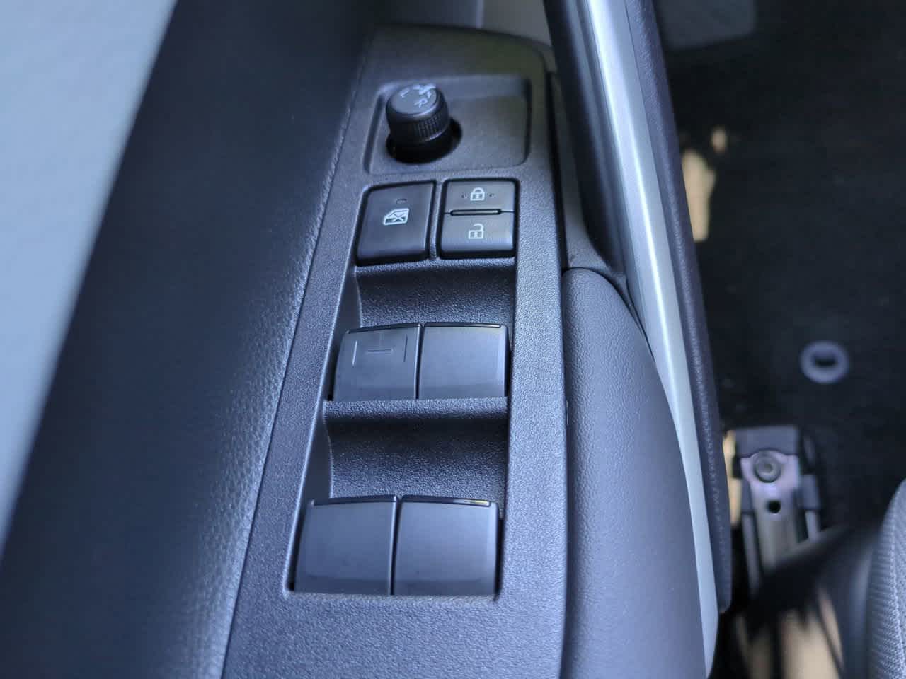 Thumbnail: 2026 Toyota Corolla Cross - 21