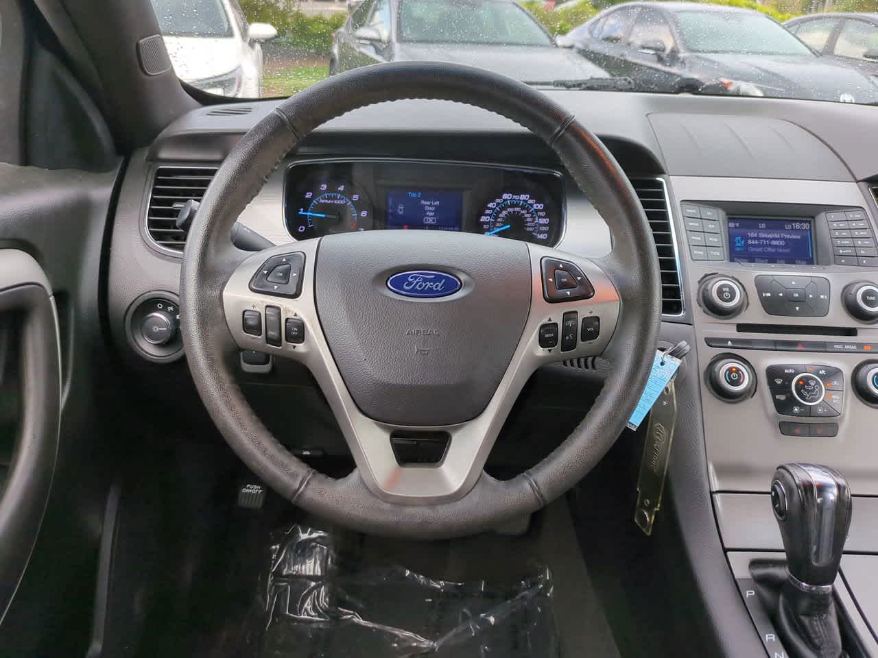 Thumbnail: 2016 Ford Taurus - 15