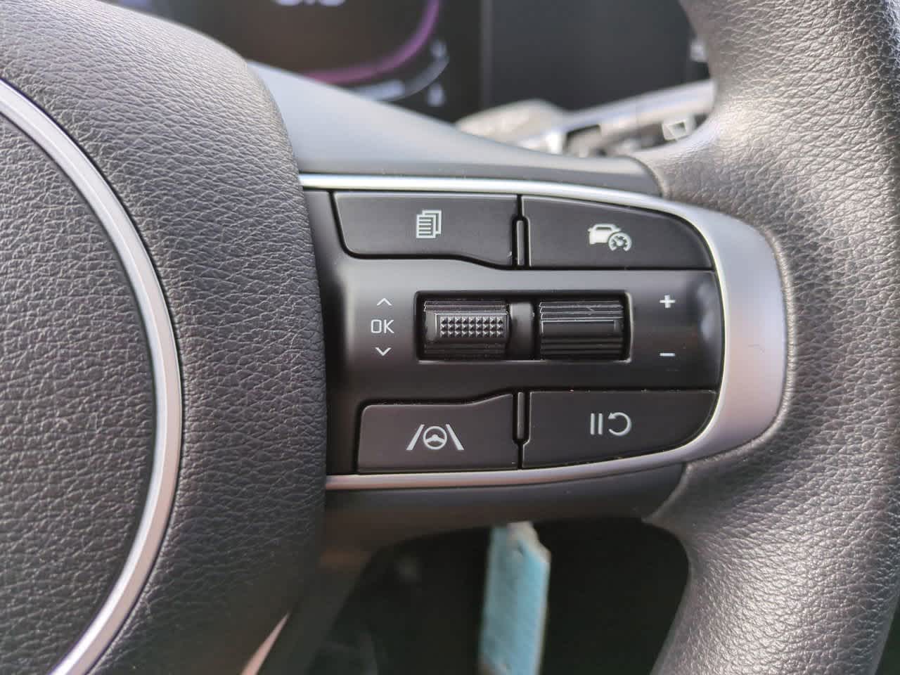 Thumbnail: 2023 Kia Sportage - 23