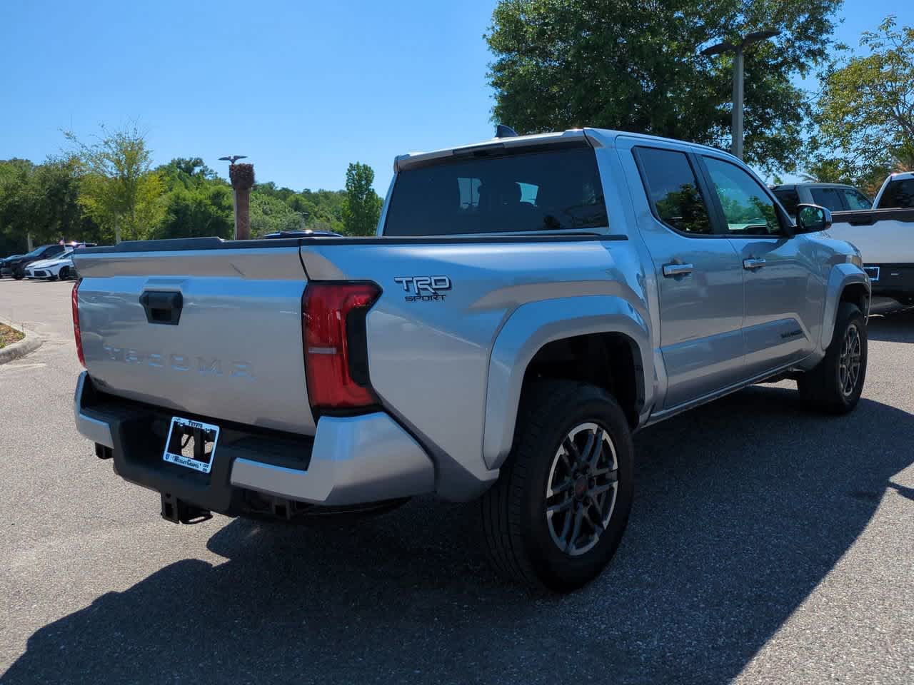 Thumbnail: 2024 Toyota Tacoma - 6